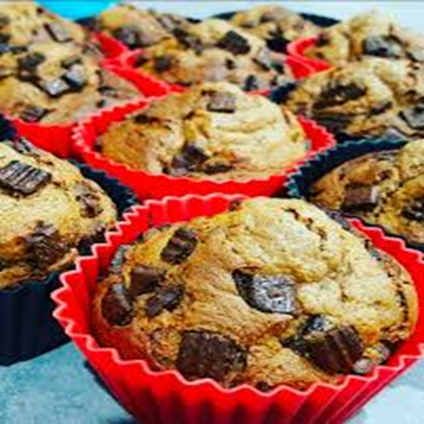 Image de muffins ultra moelleux au chocolat pour illustrer la recette du même nom sur le grimoire Le Fouet Enchanté